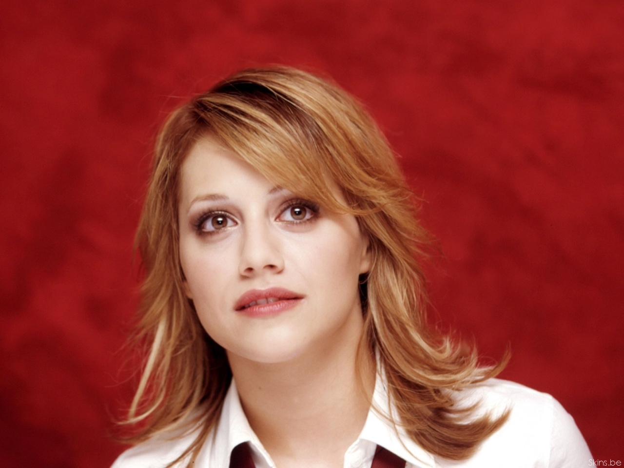 Brittany Murphy Wallpapers 74P. 清 纯 优 美. 首 页. 
